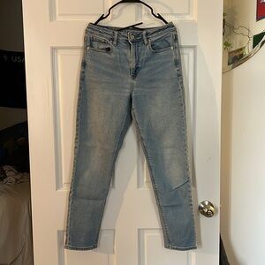American Eagle Mom Jeans